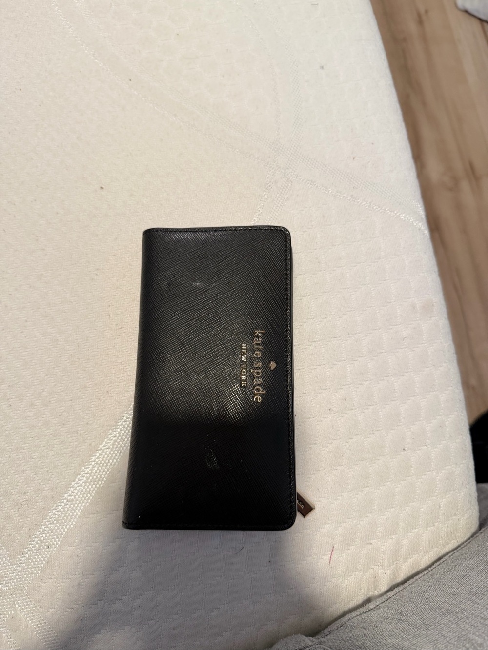 kate spade Black Saffiano Leather Zip Card Holder with Gold Logo